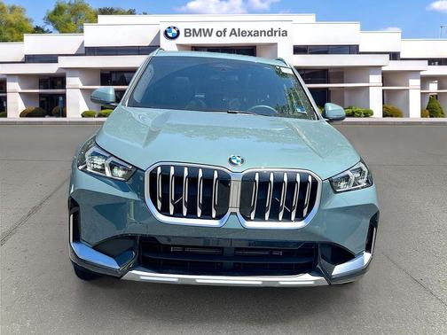 Cape York Green Metallic 2026 BMW X1 xDrive28i