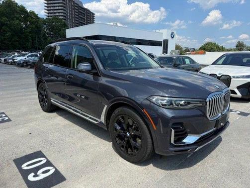 Arctic Grey Metallic 2021 BMW X7 xDrive40i
