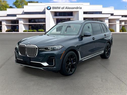 Arctic Grey Metallic 2021 BMW X7 xDrive40i