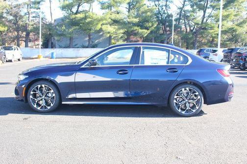 2026 BMW 330 i xDrive