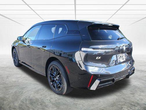 2026 BMW iX xDrive60