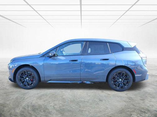 2026 BMW iX xDrive60