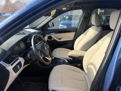 2022 BMW X1 xDrive28i