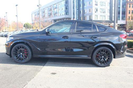 2023 BMW X6 xDrive40i