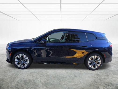 2026 BMW iX xDrive45
