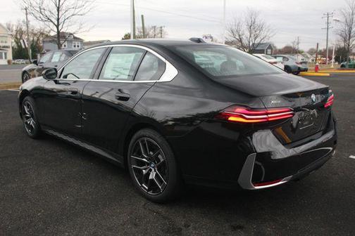 2026 BMW 530 i xDrive