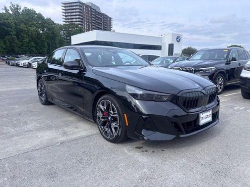 Black Sapphire Metallic 2026 BMW 550e xDrive