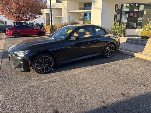2023 BMW 230 i xDrive
