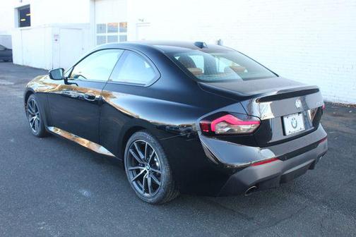 2023 BMW 230 i xDrive
