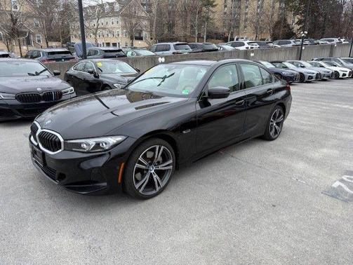 2023 BMW 330e Base