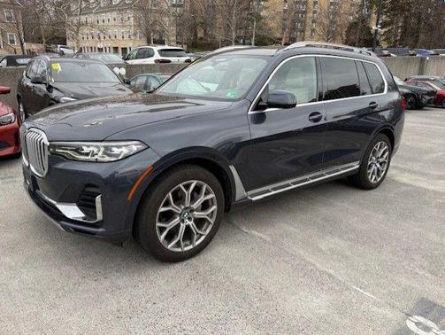 2019 BMW X7 xDrive40i