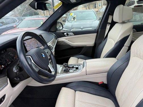 2019 BMW X7 xDrive40i
