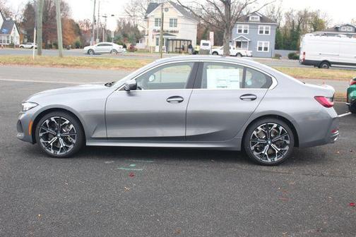 2026 BMW 330 i xDrive