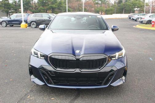 2026 BMW 530 i xDrive