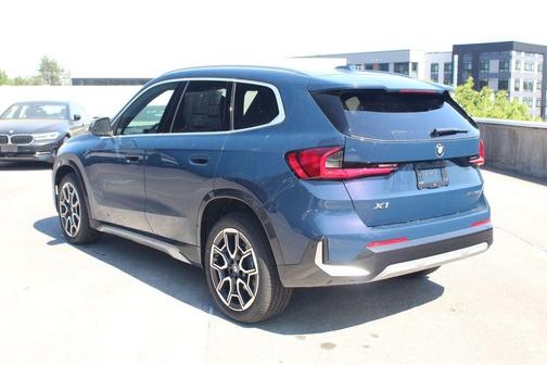 Night Dusk Blue Metallic 2026 BMW X1 xDrive28i