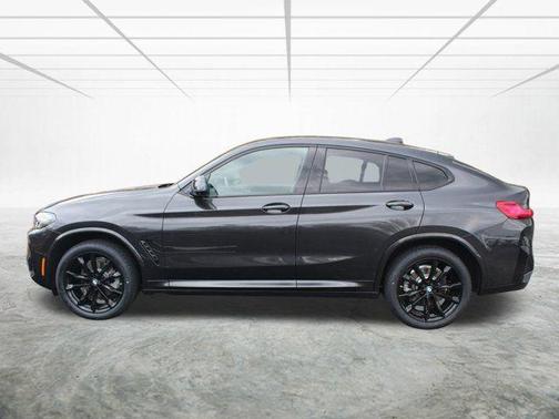 2023 BMW X4 xDrive30i