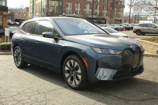 2026 BMW iX xDrive45