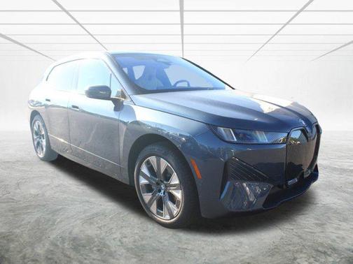 2026 BMW iX xDrive45