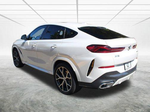 2026 BMW X6 xDrive40i