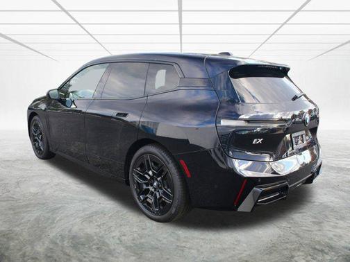 2026 BMW iX xDrive45