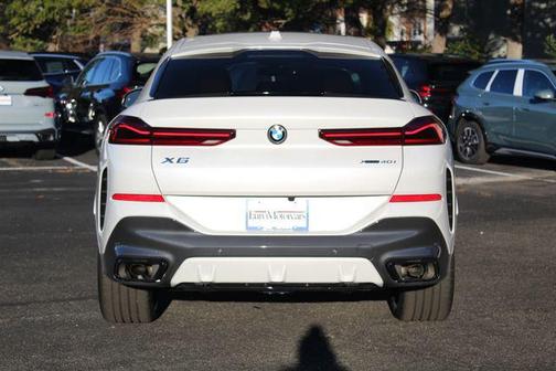 2026 BMW X6 xDrive40i