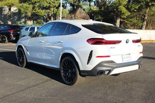 2026 BMW X6 xDrive40i