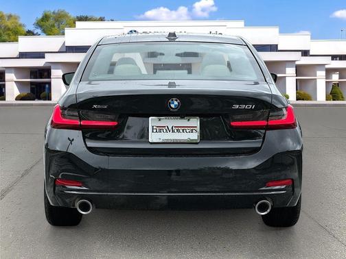 Black Sapphire Metallic 2026 BMW 330 xDrive