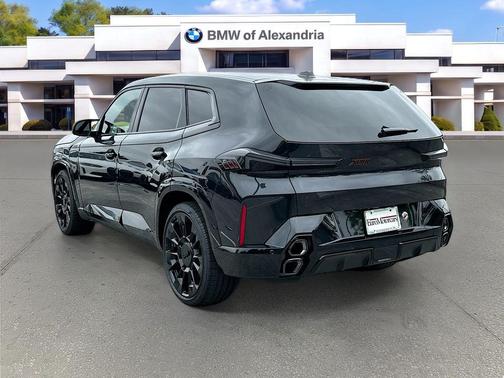Black Sapphire Metallic 2026 BMW XM Label