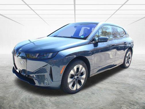 2026 BMW iX xDrive45