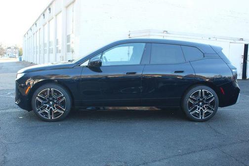 2026 BMW iX xDrive60