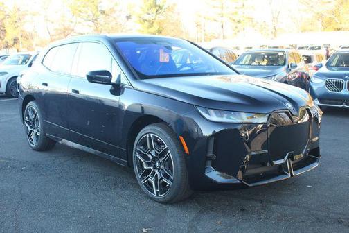 2026 BMW iX xDrive60