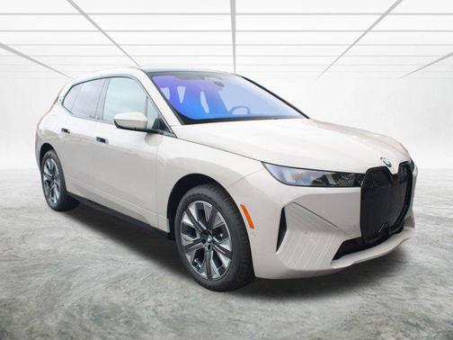 2026 BMW iX xDrive60