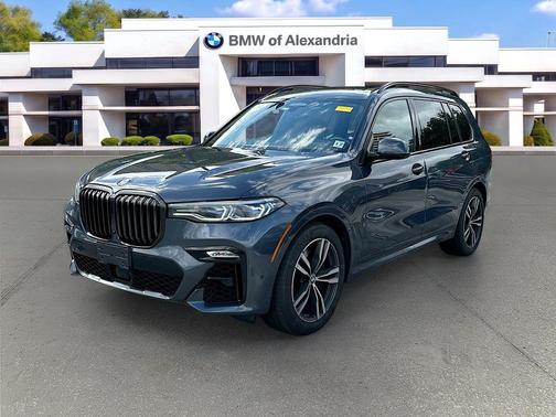 Arctic Grey Metallic 2022 BMW X7 M50i