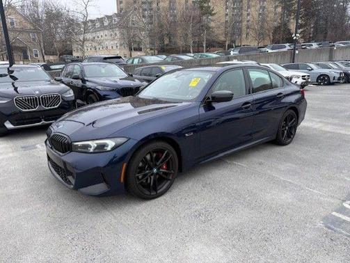 2023 BMW 330e xDrive