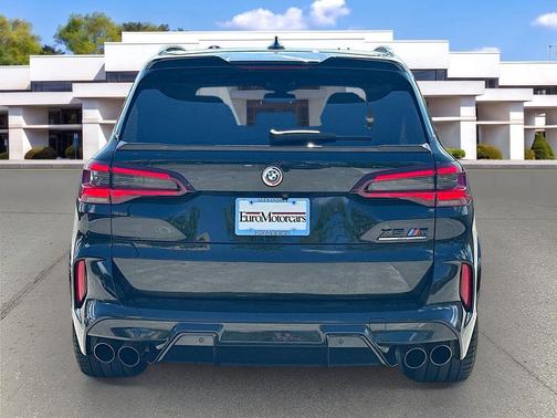 Black Sapphire Metallic 2022 BMW X5 M Base