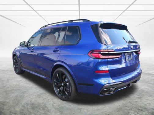 2026 BMW X7 M60i