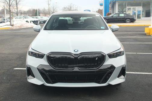 2026 BMW i5 xDrive40