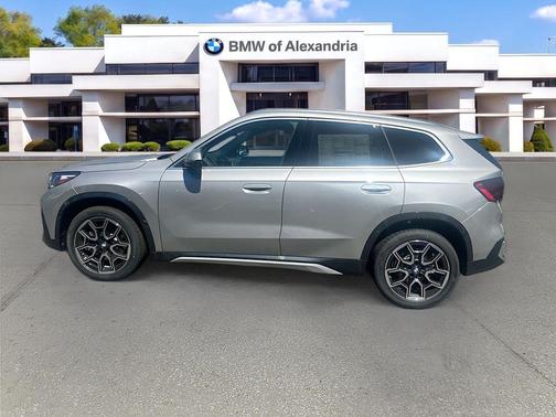 Space Silver Metallic 2026 BMW X1 xDrive28i