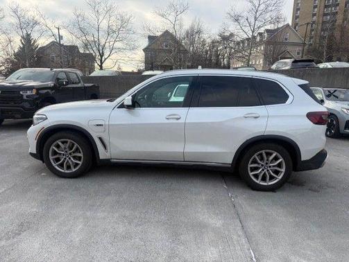 2023 BMW X5 PHEV xDrive45e