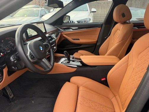 2023 BMW 530 i xDrive