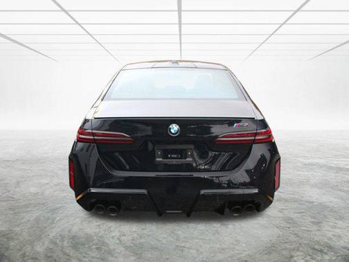 2026 BMW M5 Base