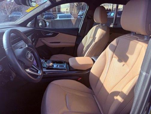 2021 Audi Q7 55 Premium Plus