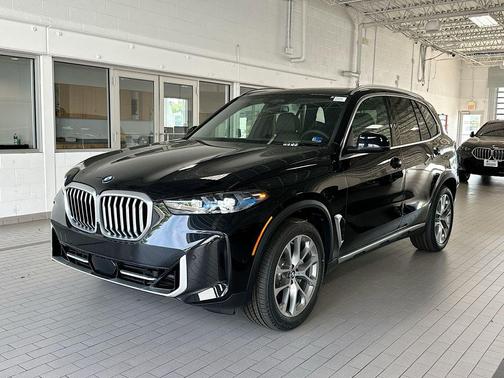 Black Sapphire Metallic 2026 BMW X5 xDrive40i