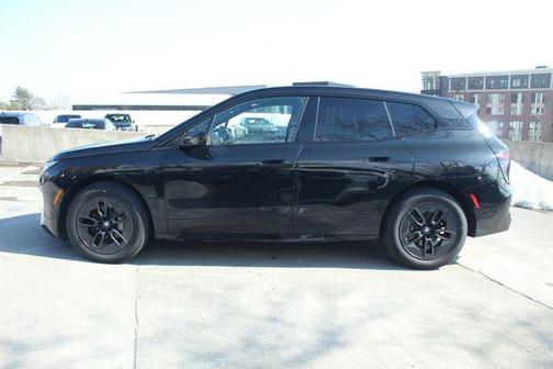 2026 BMW iX xDrive60