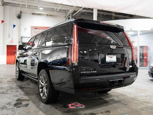 2020 Cadillac Escalade ESV Premium Luxury