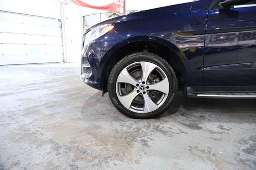 2019 Mercedes-Benz GLE 400 Base 4MATIC