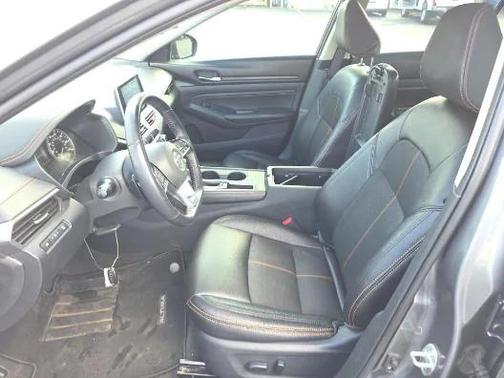 2020 Nissan Altima SR FWD