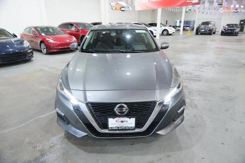 2022 Nissan Altima 2.5 SV