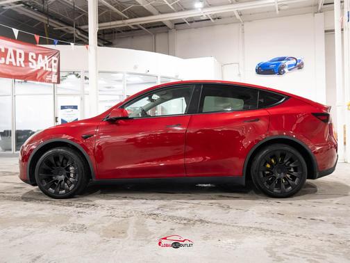 2021 Tesla Model Y Standard Range Rear-Wheel Drive