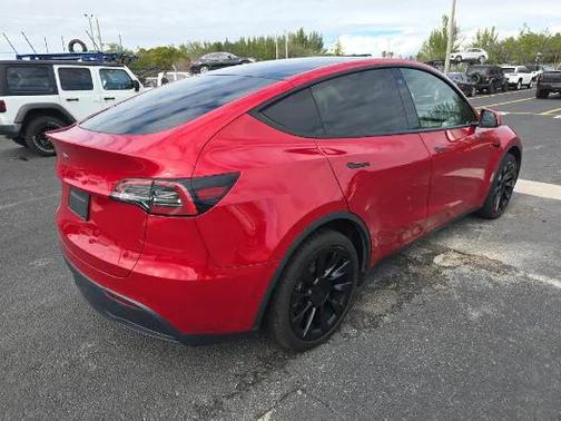 2021 Tesla Model Y Standard Range Rear-Wheel Drive
